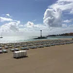 Island Village Βίλα
