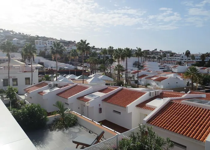 Villa Island Village *