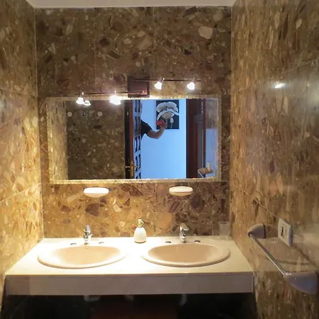 Villa Island Village *