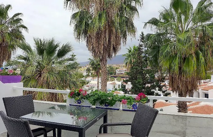 Villa Island Village