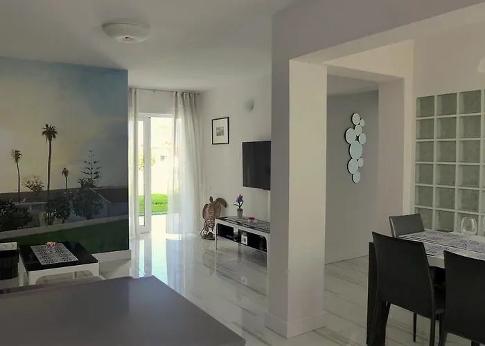 Island Village Villa Costa Adeje (Tenerife)