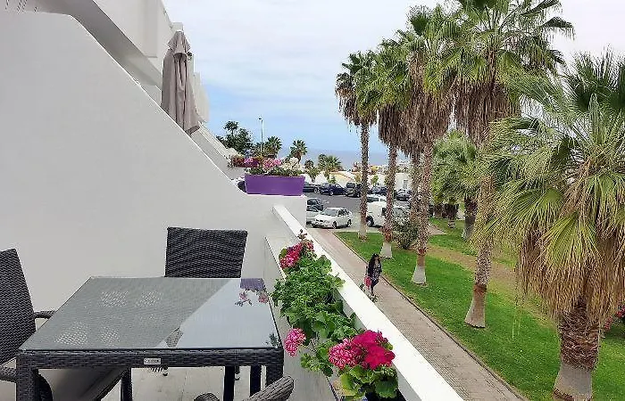 Villa Island Village